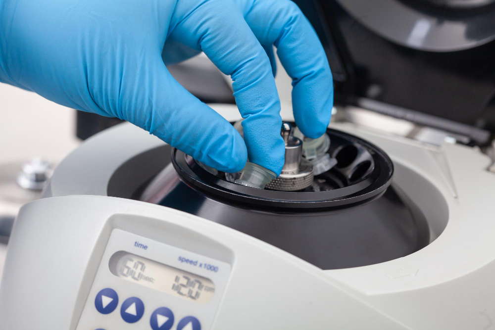 Laboratory centrifuge